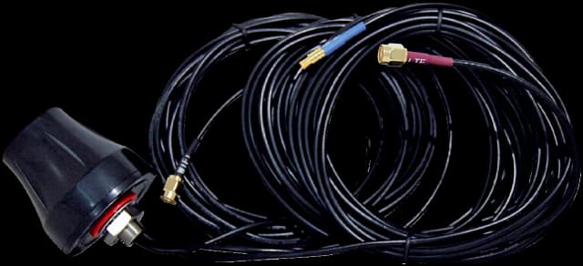 LTE/WLAN/GPS antenna