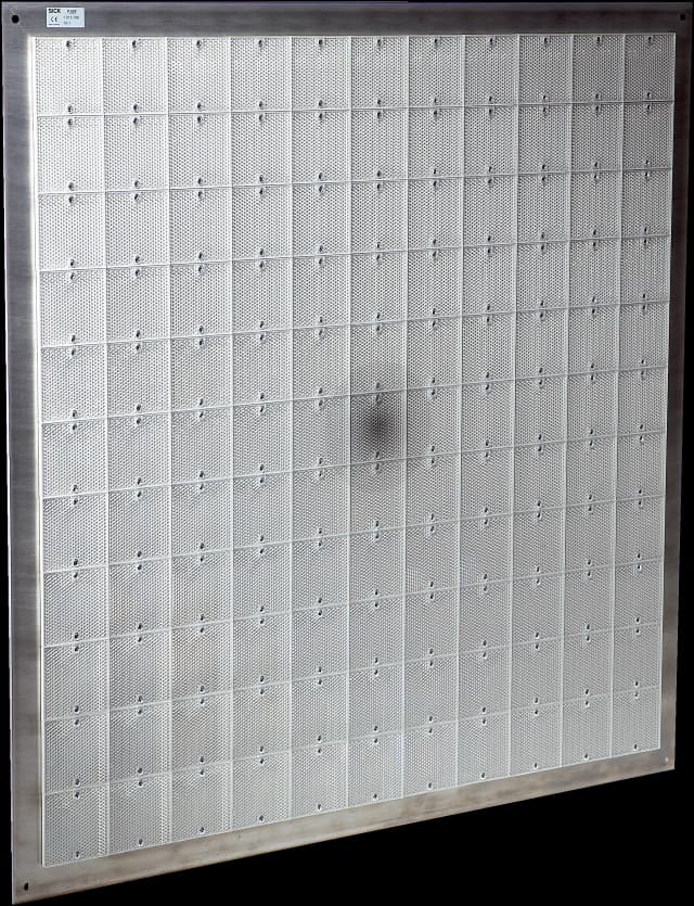 PL880F